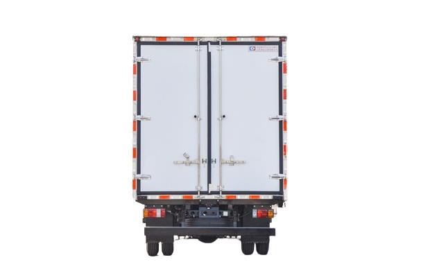 Isuzu 4×2 4 Foot Refrigerated Truck