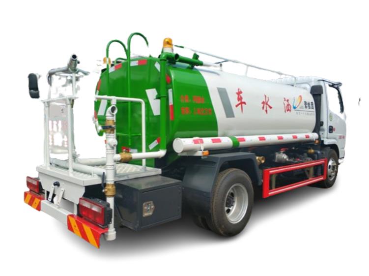 DongFeng 4x2 1000 Gallon Water Truck