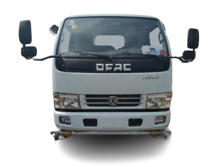 DongFeng 4x2 1000 Gallon Water Truck