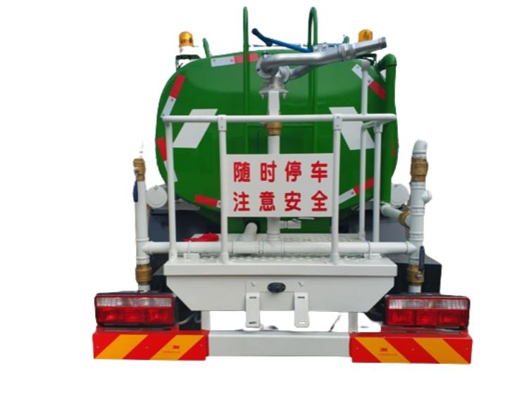 DongFeng 4x2 1000 Gallon Water Truck