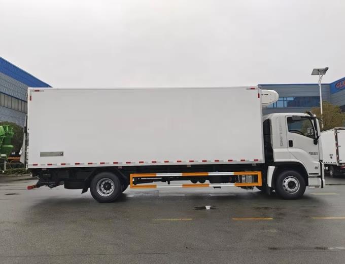 ISUZU 4x2 12Tons Refrigeration Van Truck