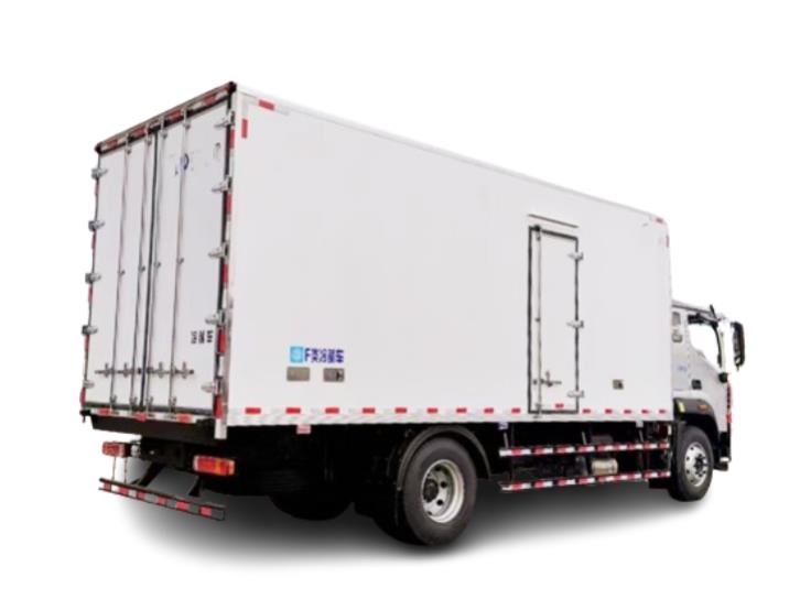 10 Pallet Refrigerated Truck